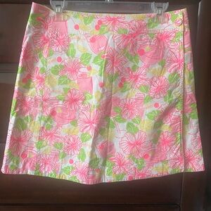 Lilly Pulitzer wrap floral skirt. Size 6